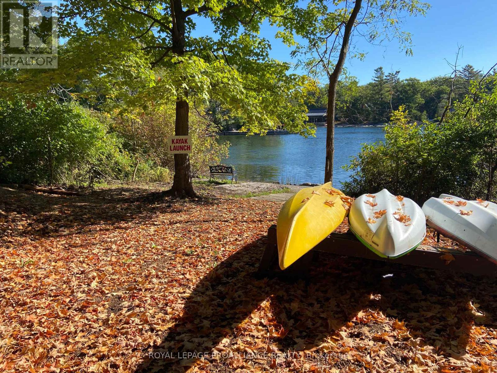 35 Country Club Place, Brockville, Ontario  K6V 6T6 - Photo 6 - X12555470