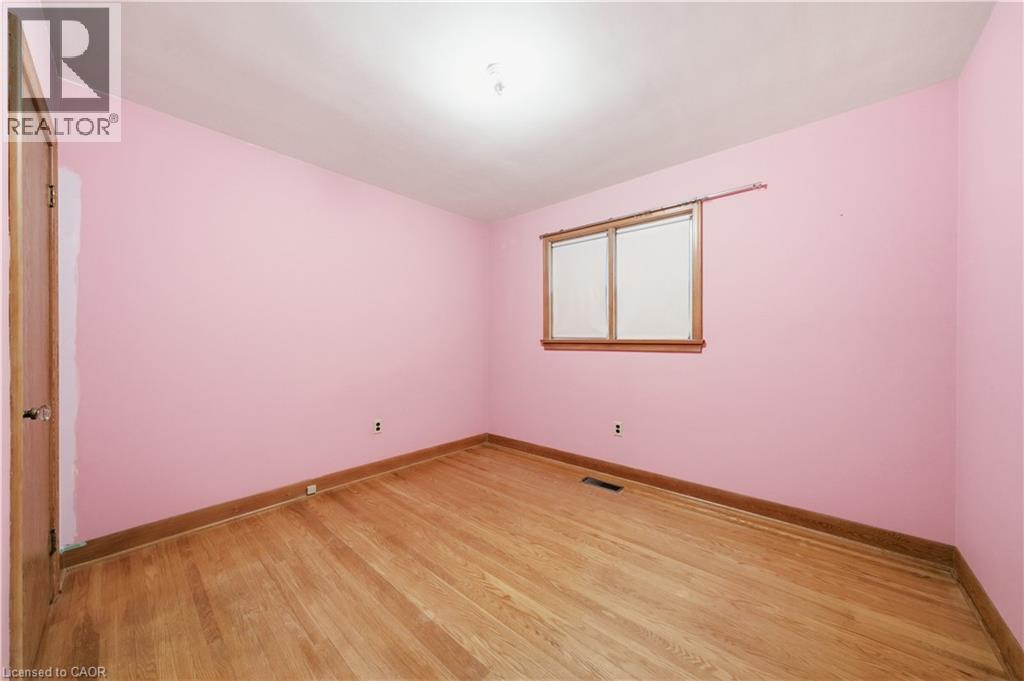 8 Fawell Avenue, St. Catharines, Ontario  L2S 2V4 - Photo 22 - 40788400