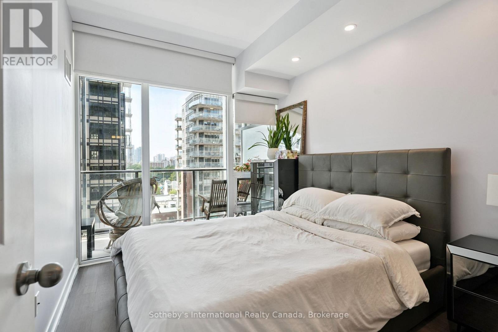 903 - 105 George Street, Toronto, Ontario  M5A 0L4 - Photo 12 - C12442677