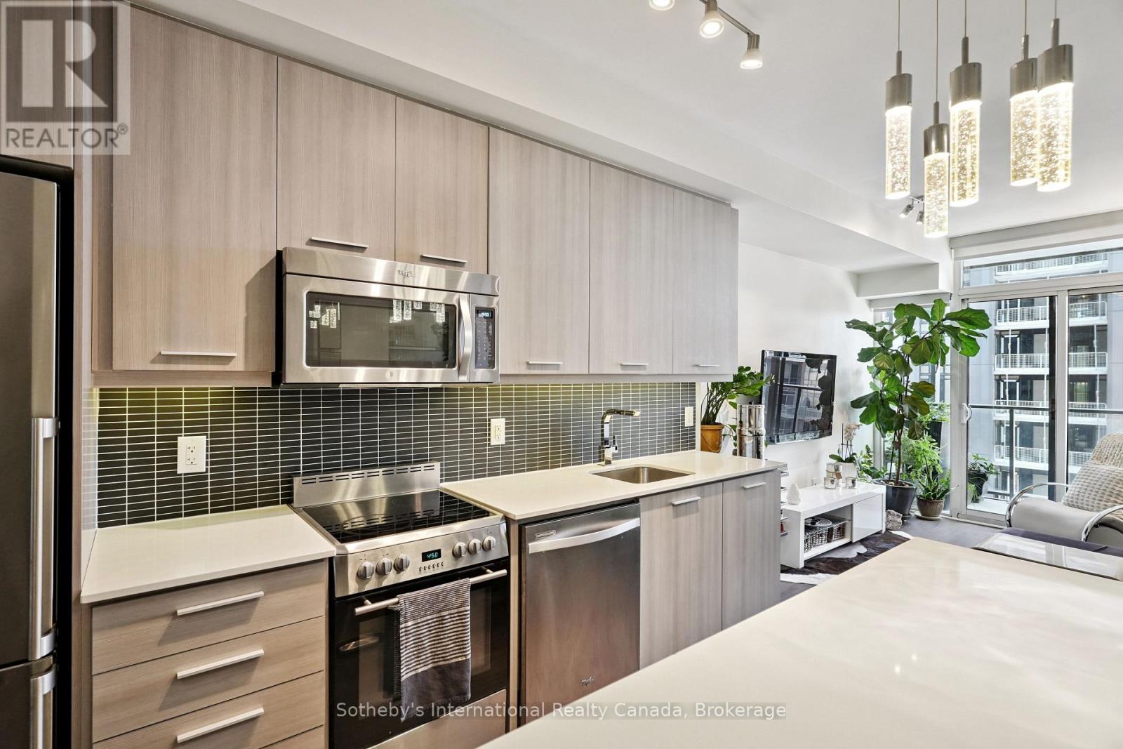 903 - 105 George Street, Toronto, Ontario  M5A 0L4 - Photo 5 - C12442677