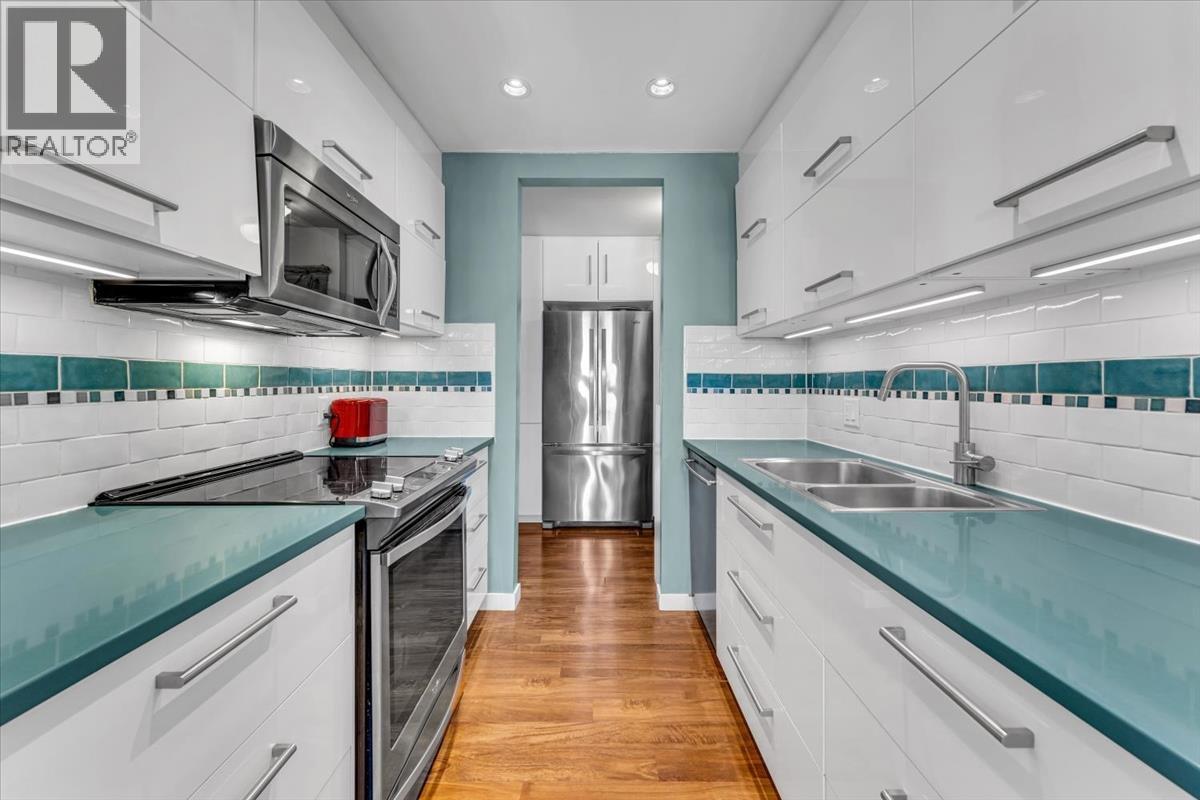 303 966 W 14th Avenue, Vancouver, British Columbia  V5Z 1R4 - Photo 13 - R3068278