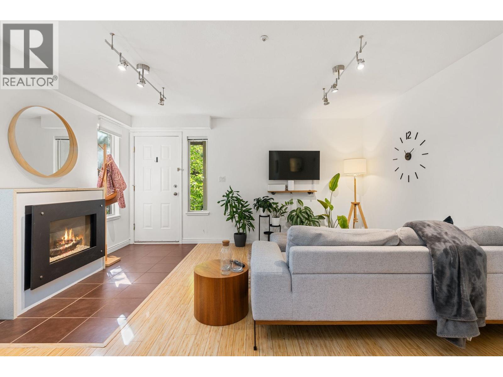 203 755 W 15th Avenue, Vancouver, British Columbia V5Z 1R6 - Photo 7 - R3068293