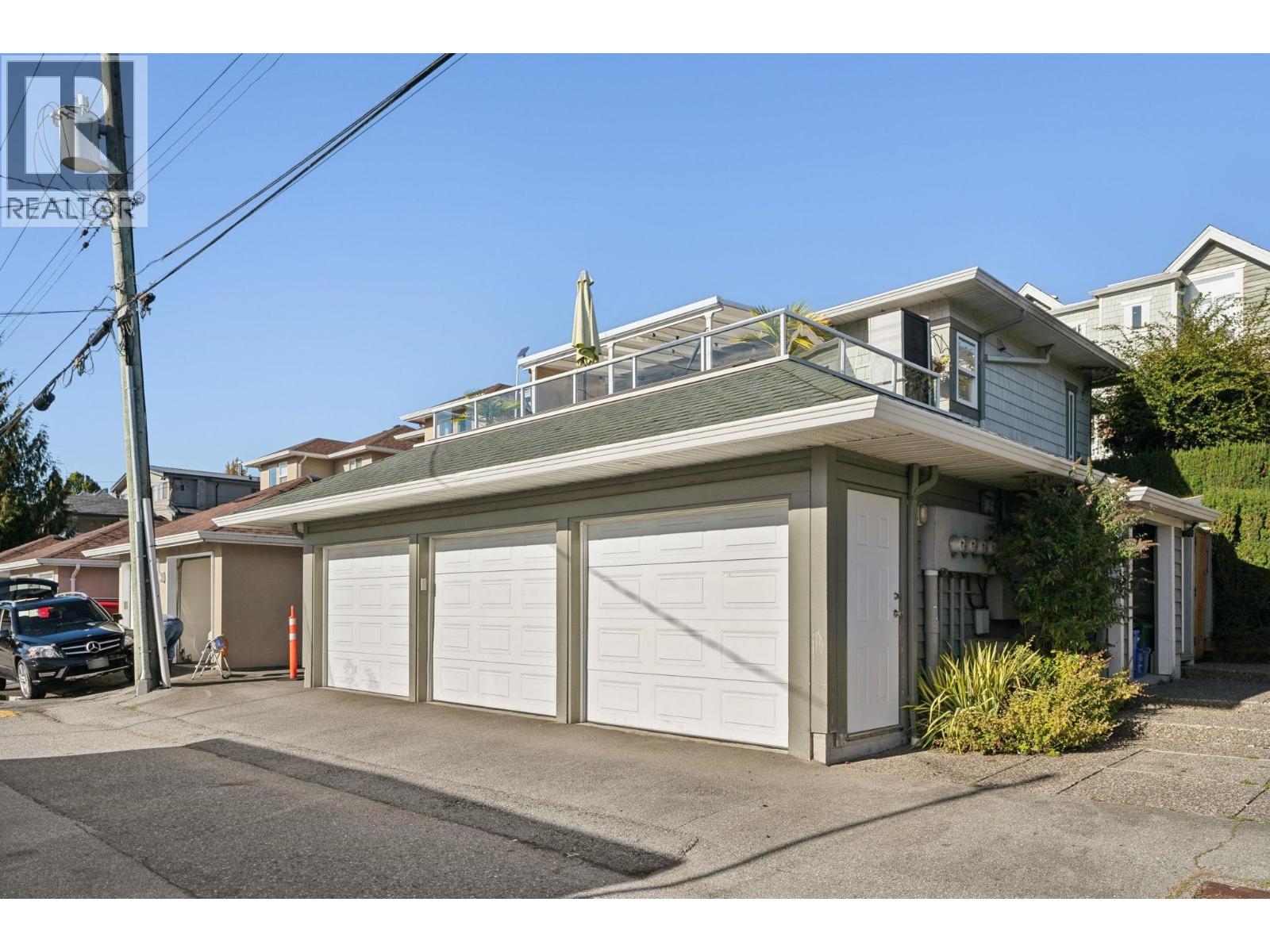 333 E Keith Road, North Vancouver, British Columbia V7L 1V6 - Photo 29 - R3068297