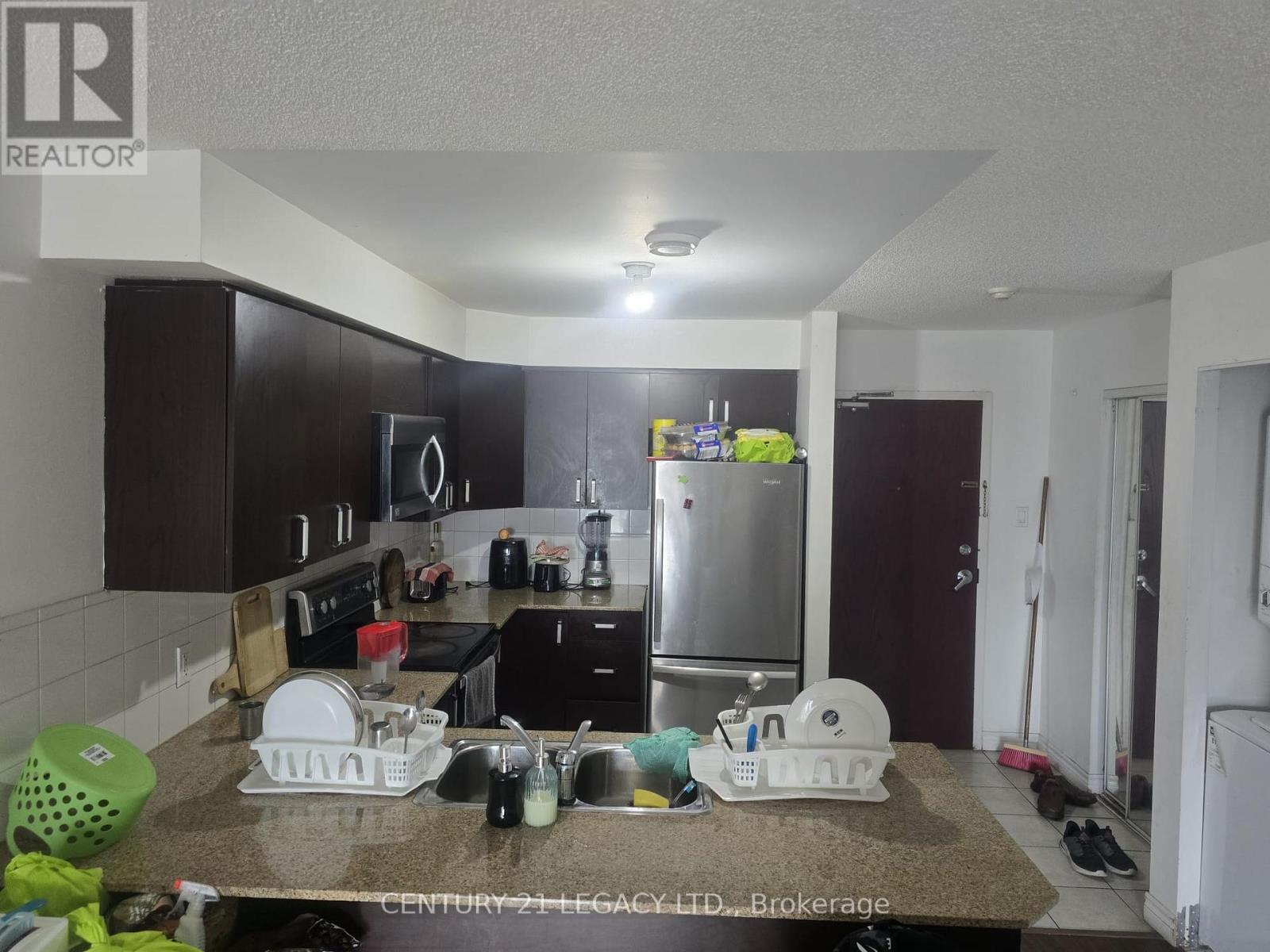 306 - 7405 Goreway Drive, Mississauga, Ontario L4T 0A3 - Photo 8 - W12532352