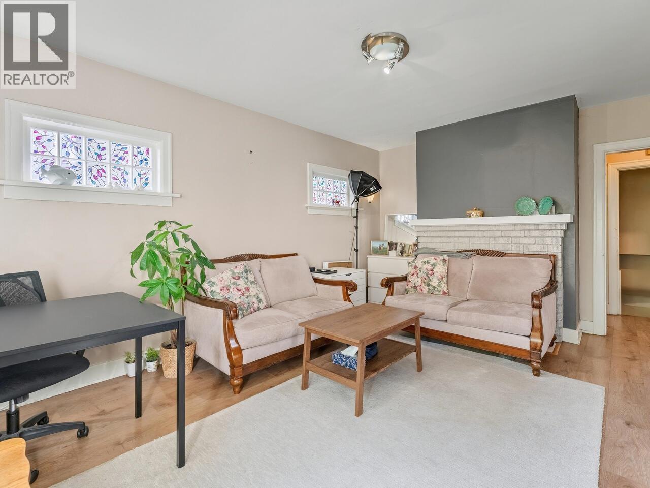 7963 Montcalm Street, Vancouver, British Columbia  V6P 4P2 - Photo 15 - R3068270