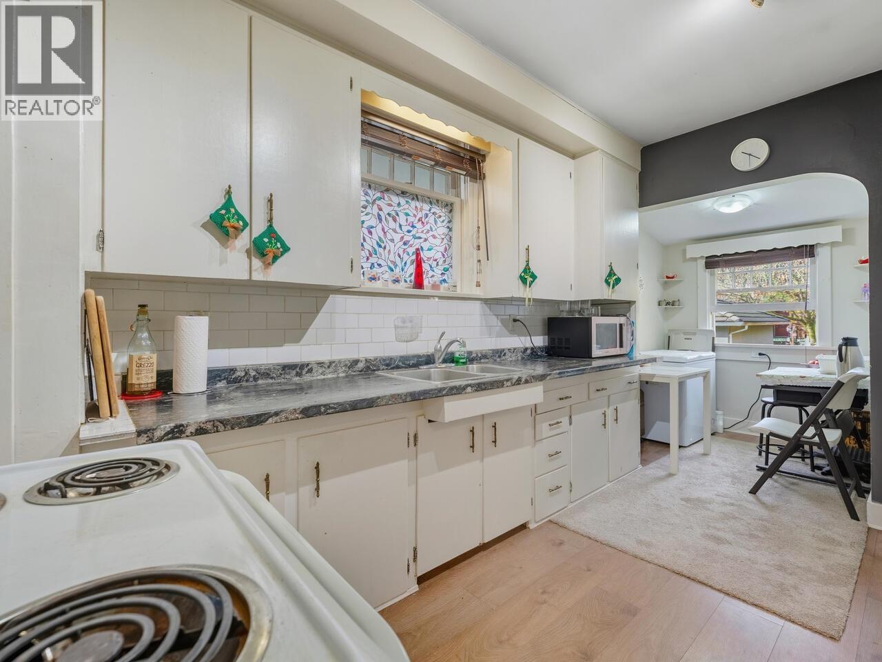 7963 Montcalm Street, Vancouver, British Columbia  V6P 4P2 - Photo 17 - R3068270