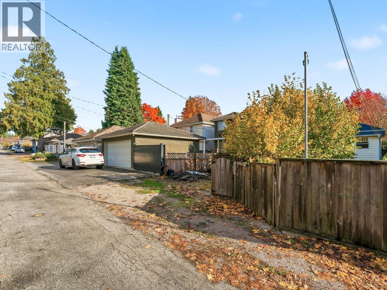7963 Montcalm Street, Vancouver, British Columbia  V6P 4P2 - Photo 6 - R3068270