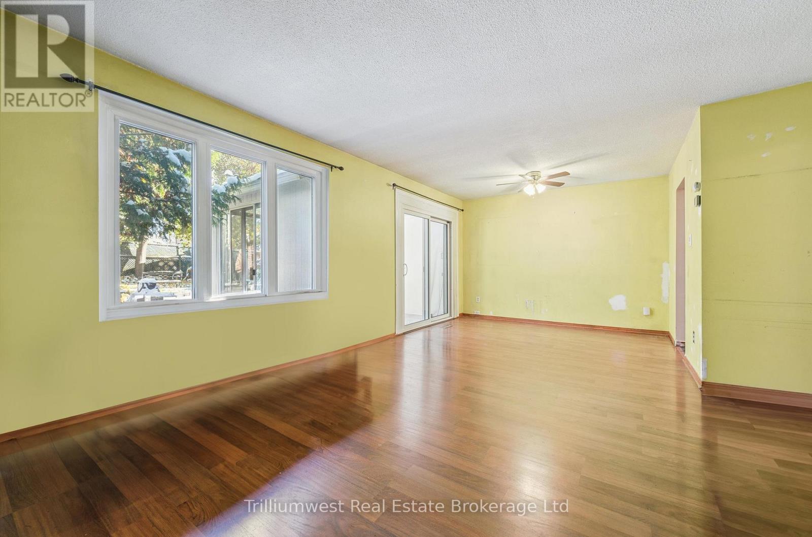 3173 Gwendale Crescent, Mississauga, Ontario L5A 3B6 - Photo 16 - W12539552