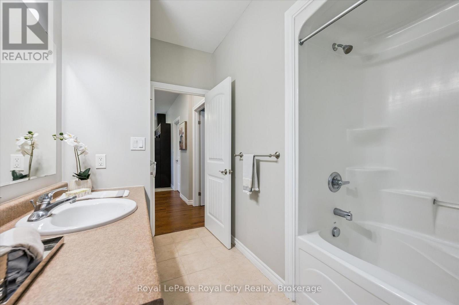 470 Elora Street, Centre Wellington, Ontario  N1M 1Y8 - Photo 17 - X12388768