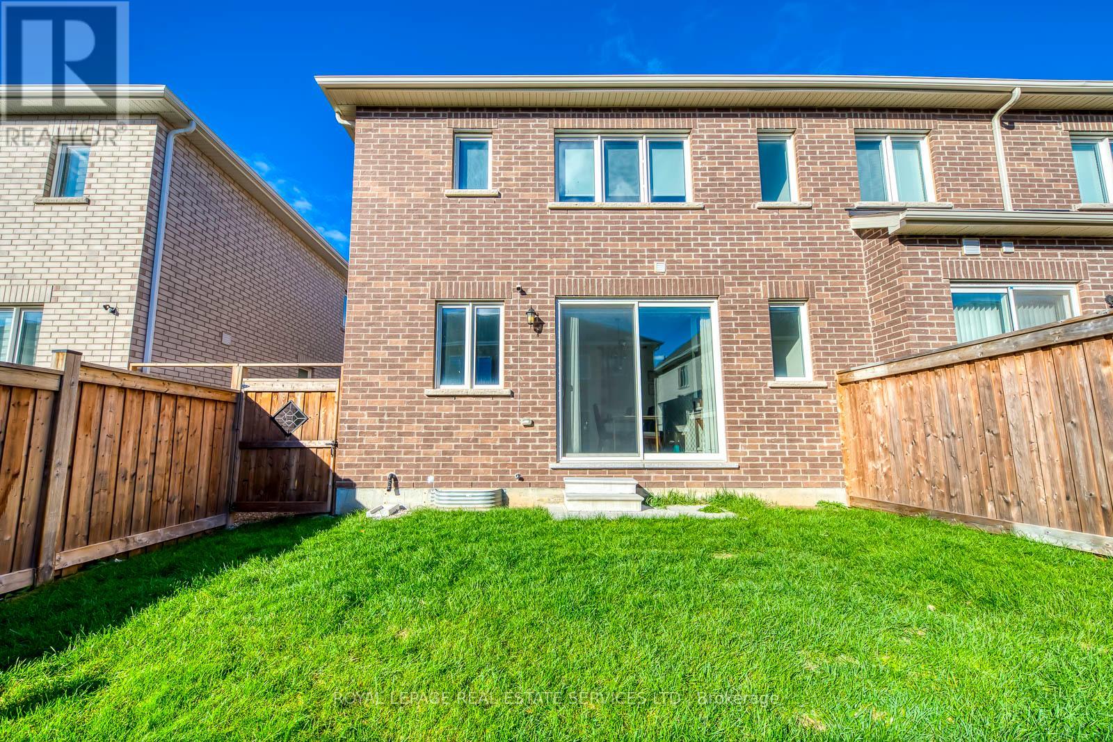 804 Aspen Terrace, Milton, Ontario  L9E 1S3 - Photo 33 - W12539788