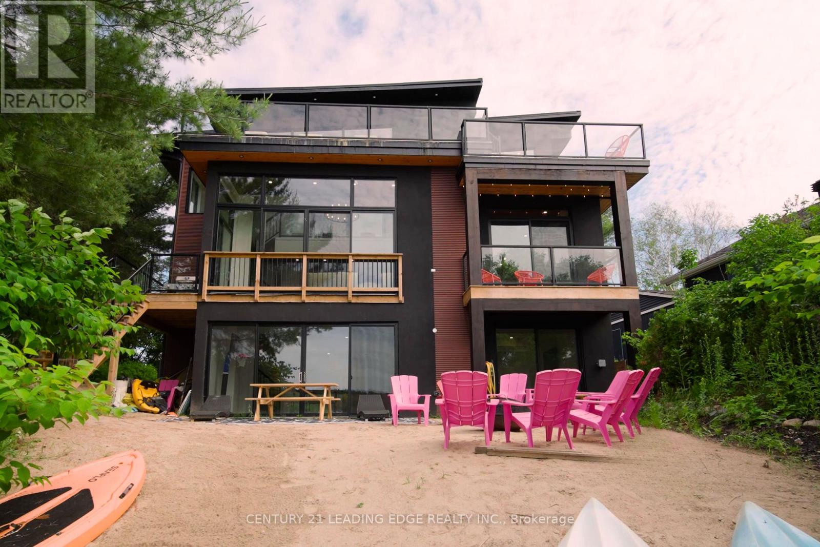 34 Ottawa Avenue, South River, Ontario  P0A 1X0 - Photo 2 - X12255292