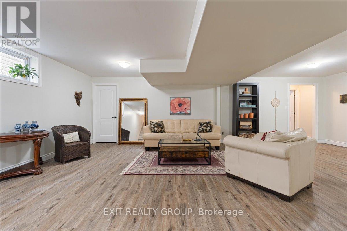 35 Ledgerock Court, Quinte West, Ontario  K8R 0A1 - Photo 28 - X12431958