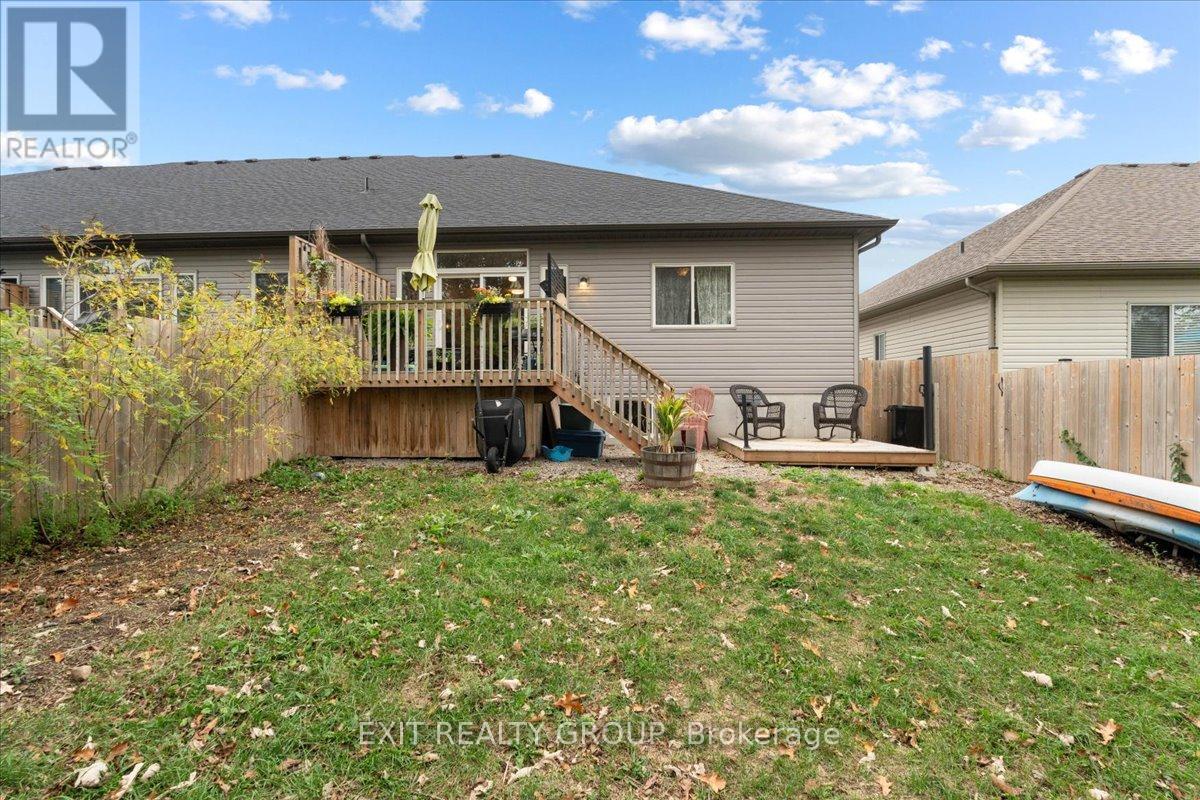 35 Ledgerock Court, Quinte West, Ontario  K8R 0A1 - Photo 40 - X12431958