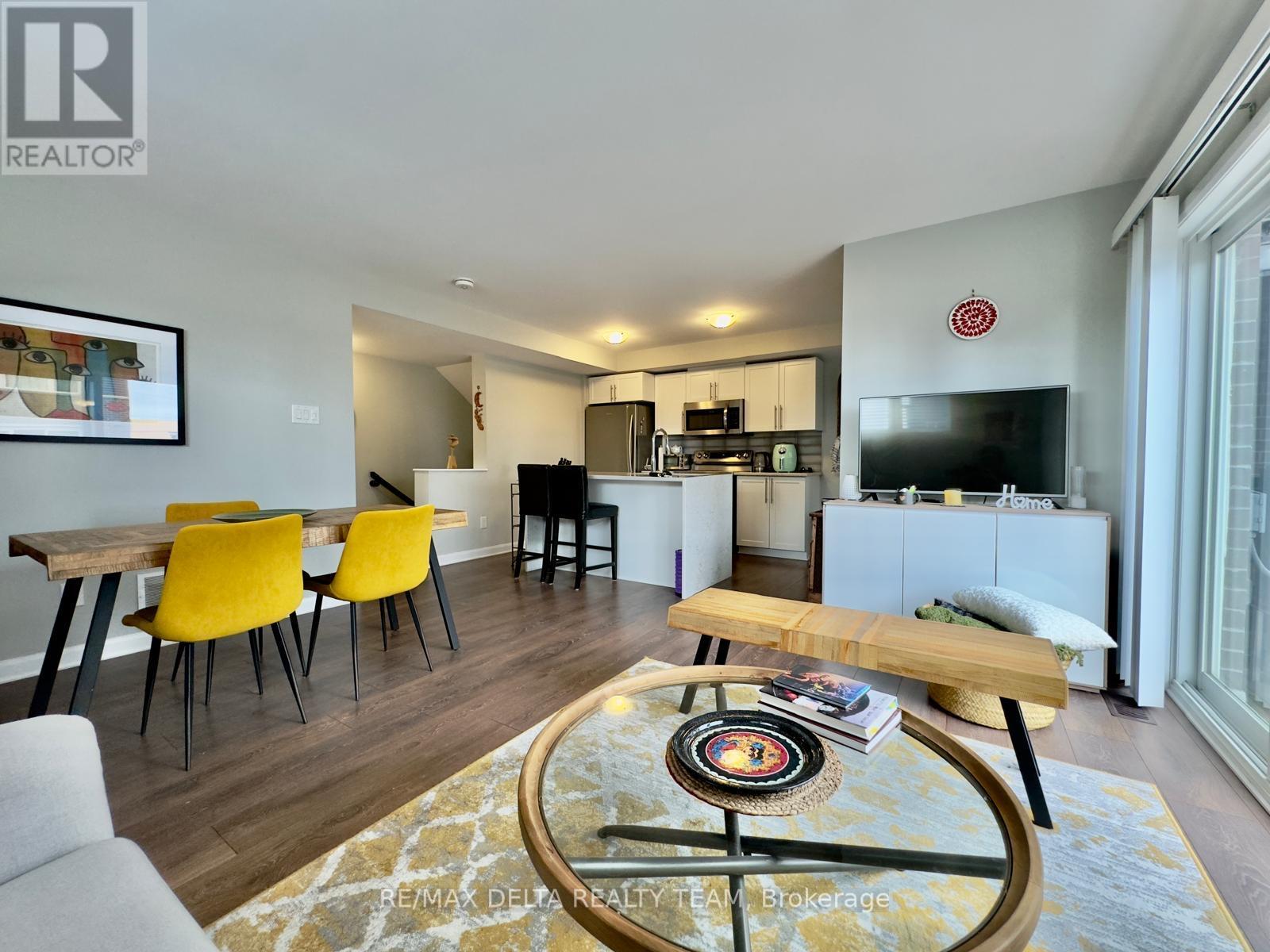 A - 706 Amberwing Private, Ottawa, Ontario  K4A 5H5 - Photo 11 - X12494990