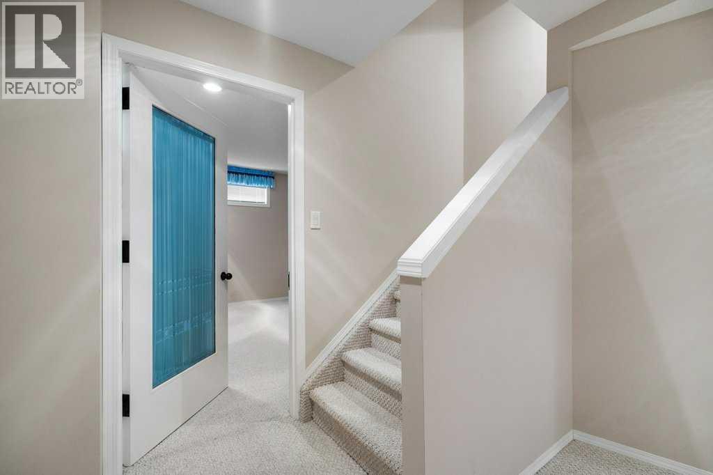 4 Hampshire Circle Nw, Calgary, Alberta  T3A 4Y3 - Photo 34 - A2240460