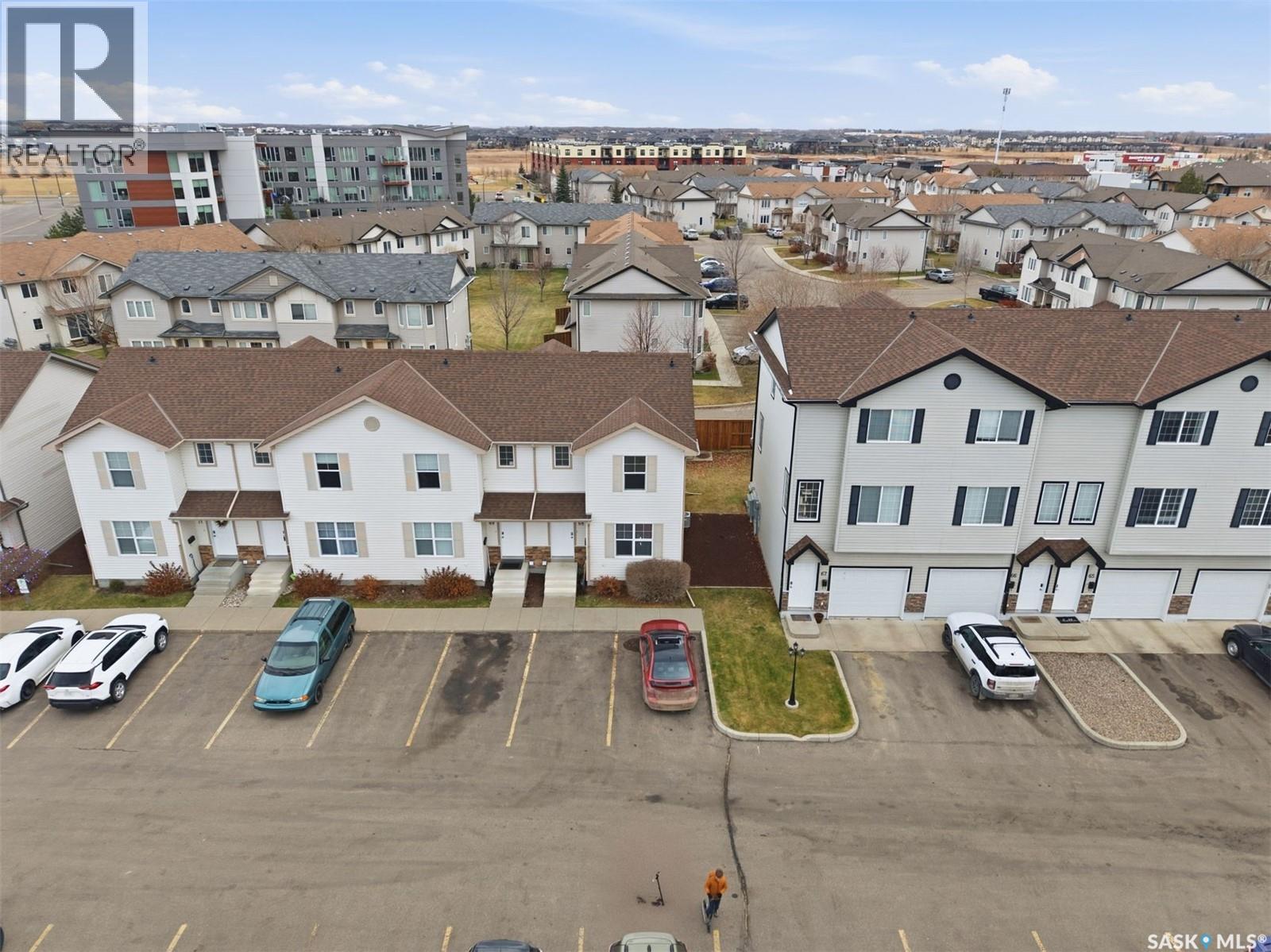 68 135 Pawlychenko Lane, Saskatoon, Saskatchewan  S7V 1J8 - Photo 3 - SK024177