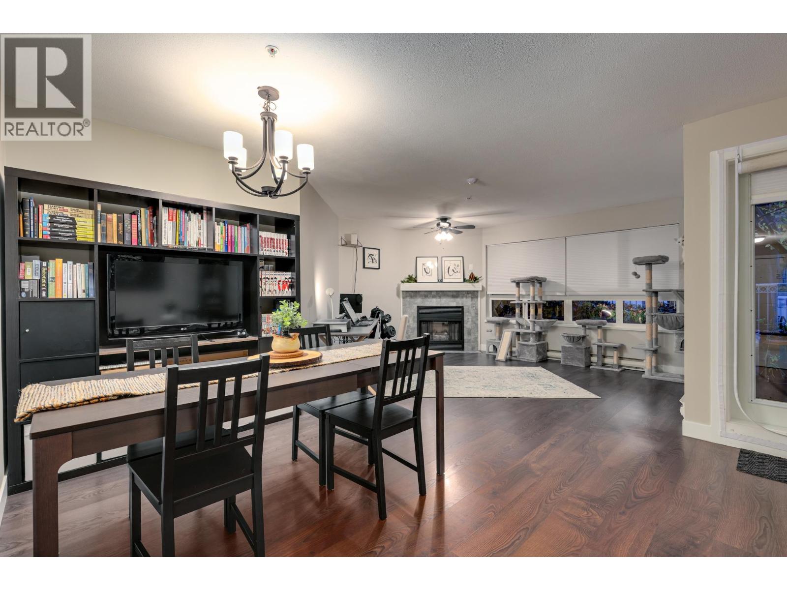 106 2439 Wilson Avenue, Port Coquitlam, British Columbia  V3C 6H6 - Photo 2 - R3065551