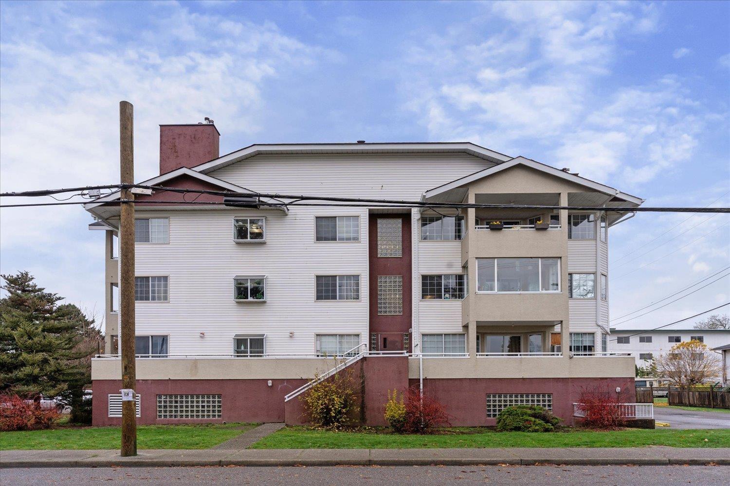 304 46199 Margaret Avenue, Chilliwack Proper East, Chilliwack, British Columbia  V2P 2G6 - Photo 2 - R3068284