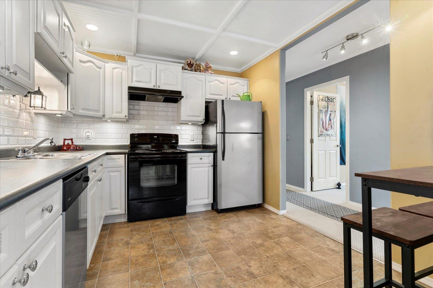 304 46199 Margaret Avenue, Chilliwack Proper East, Chilliwack, British Columbia  V2P 2G6 - Photo 8 - R3068284