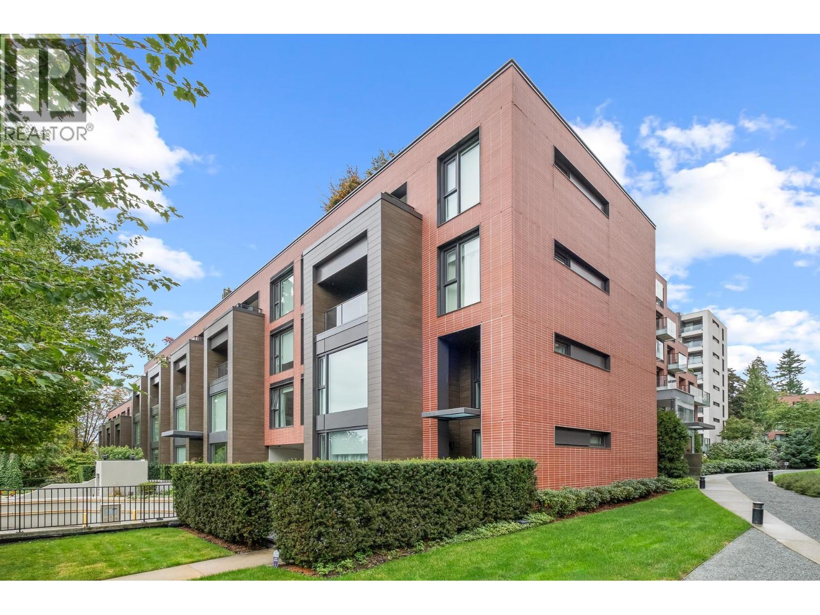 305 1571 W 57th Avenue, Vancouver, British Columbia  V6P 0H7 - Photo 3 - R3068189