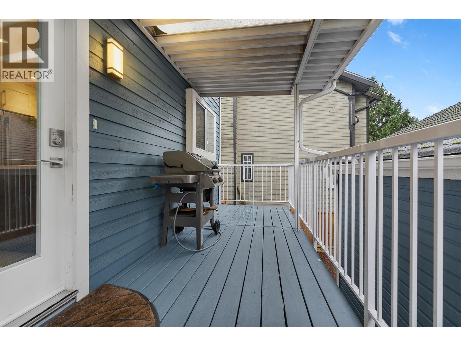 2625 Bainbridge Avenue, Burnaby, British Columbia  V5A 2S7 - Photo 8 - R3067561