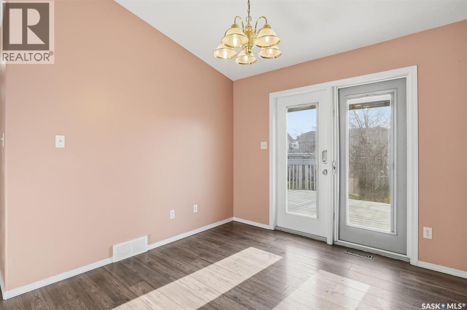 417 Crystal Crescent, Warman, Saskatchewan  S0K 0A1 - Photo 14 - SK024253