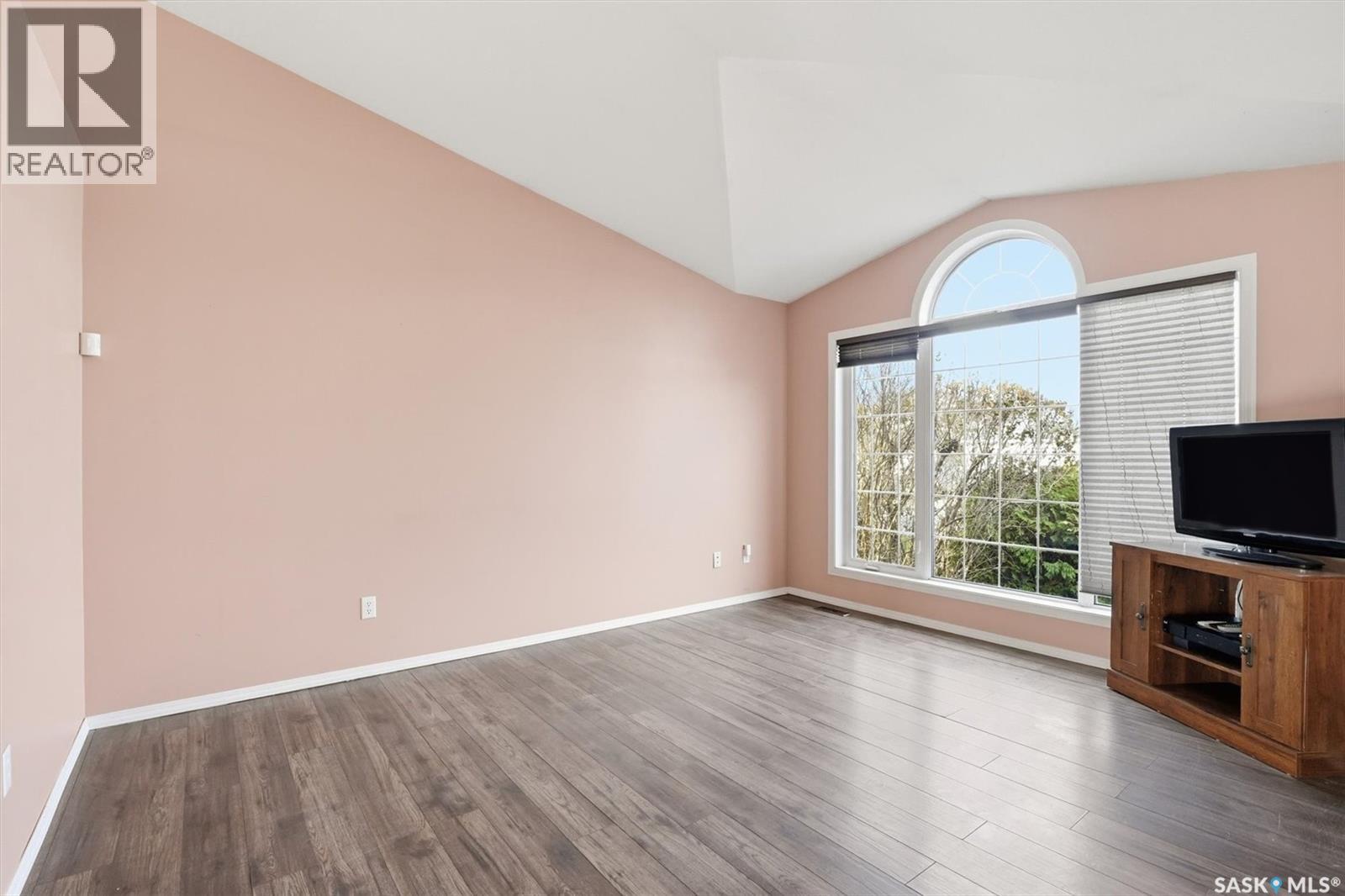 417 Crystal Crescent, Warman, Saskatchewan  S0K 0A1 - Photo 4 - SK024253