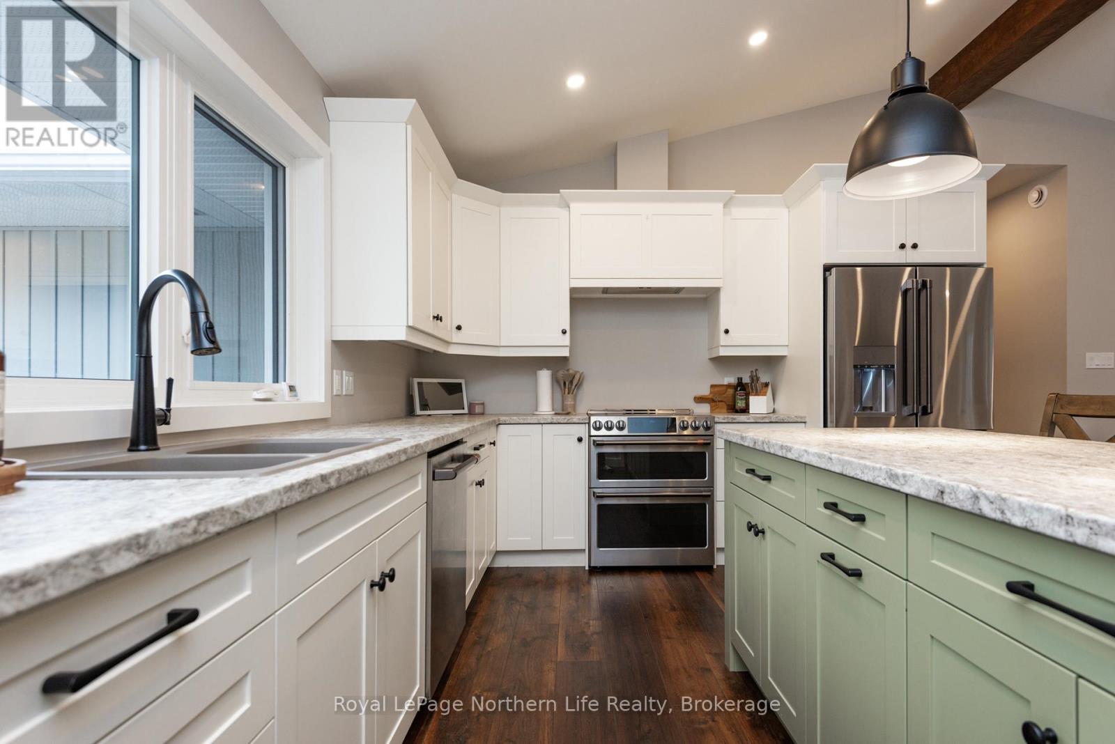 241 Guillemette Road, East Ferris, Ontario P0H 1K0 - Photo 15 - X12555704