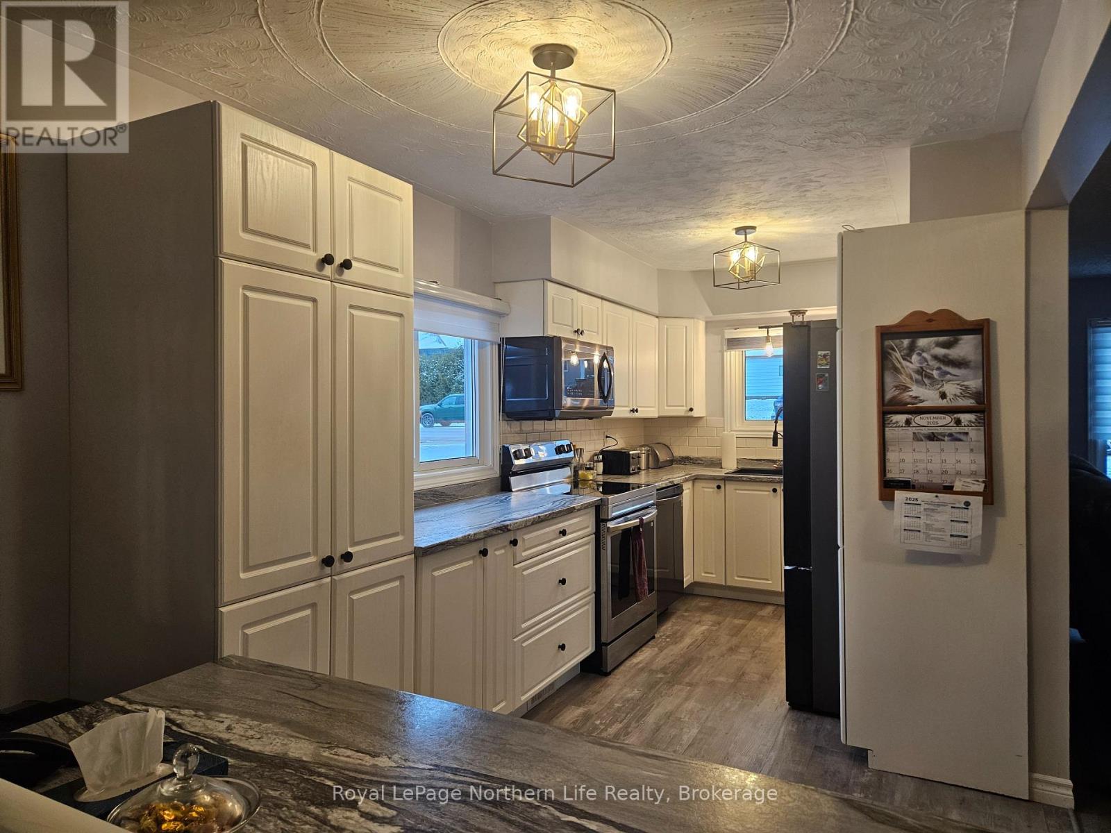 431 Brydges Street, Mattawa, Ontario P0H 1V0 - Photo 5 - X12555724