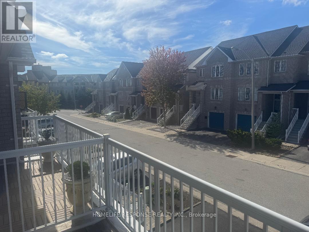 50 - 712 Warden Avenue, Toronto, Ontario  M1L 4W4 - Photo 2 - E12554930