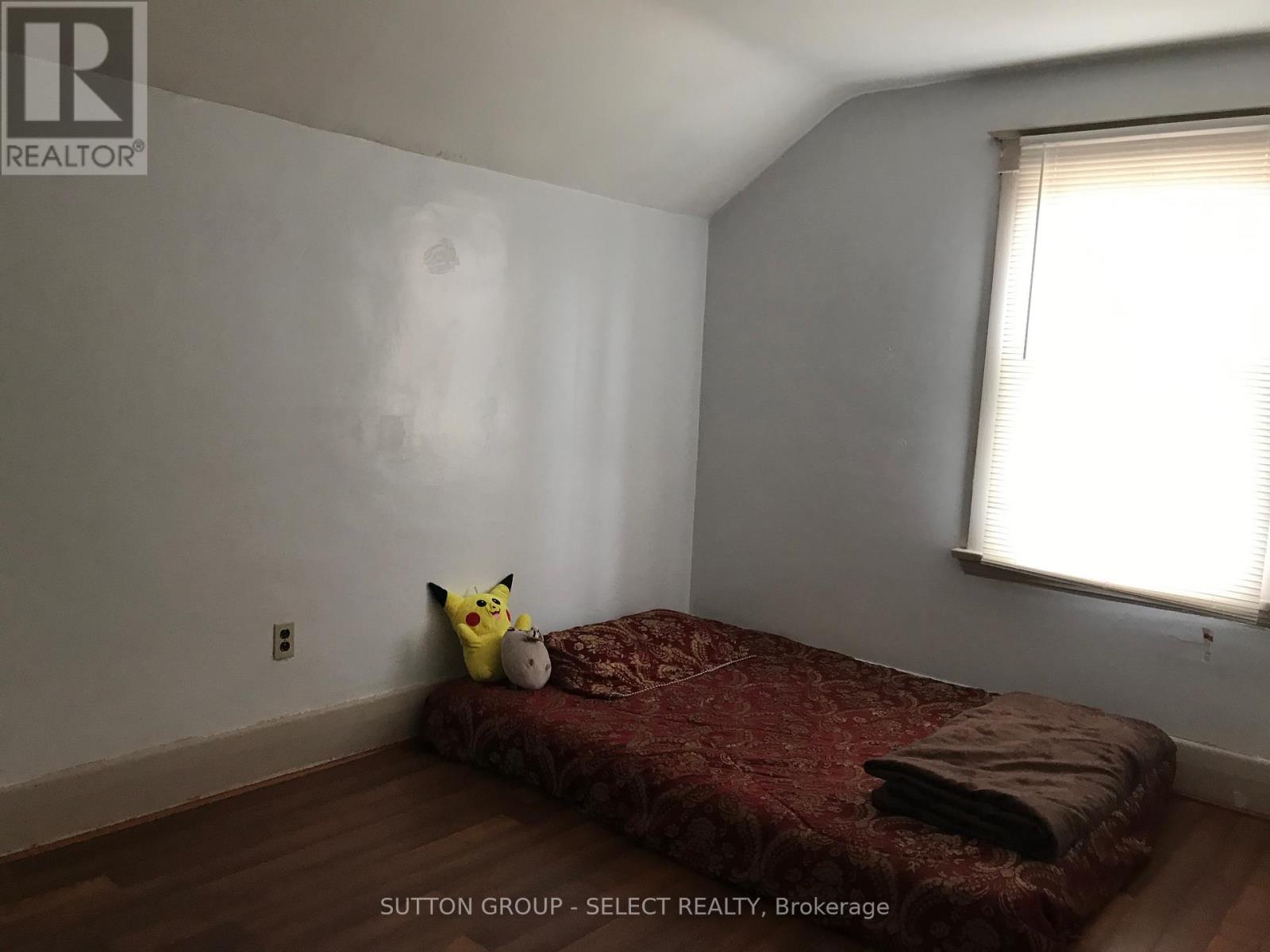 Photo 9 of 18 for 764 King Street