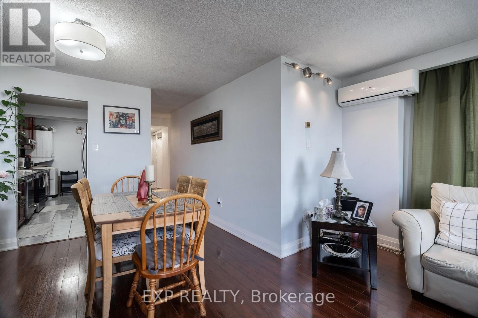 714 - 45 Sunrise Avenue, Toronto, Ontario  M4A 2S3 - Photo 7 - C12555424