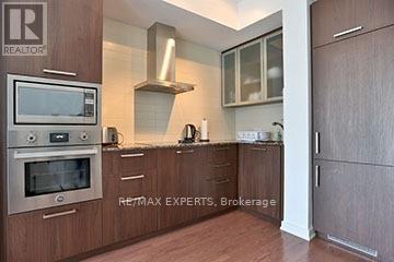 3709 - 14 York Street, Toronto, Ontario  M5J 0B1 - Photo 3 - C12555432