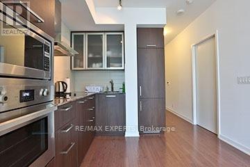 3709 - 14 York Street, Toronto, Ontario  M5J 0B1 - Photo 4 - C12555432