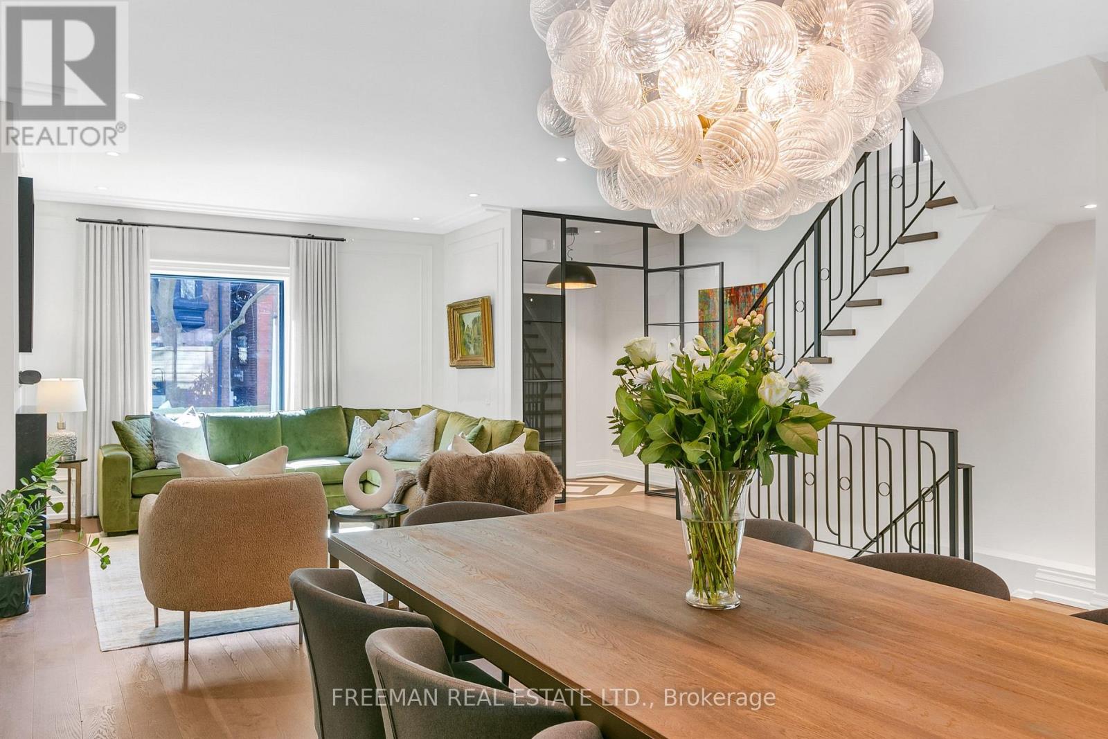 34 Tranby Avenue, Toronto, Ontario  M5R 1N5 - Photo 15 - C12555462