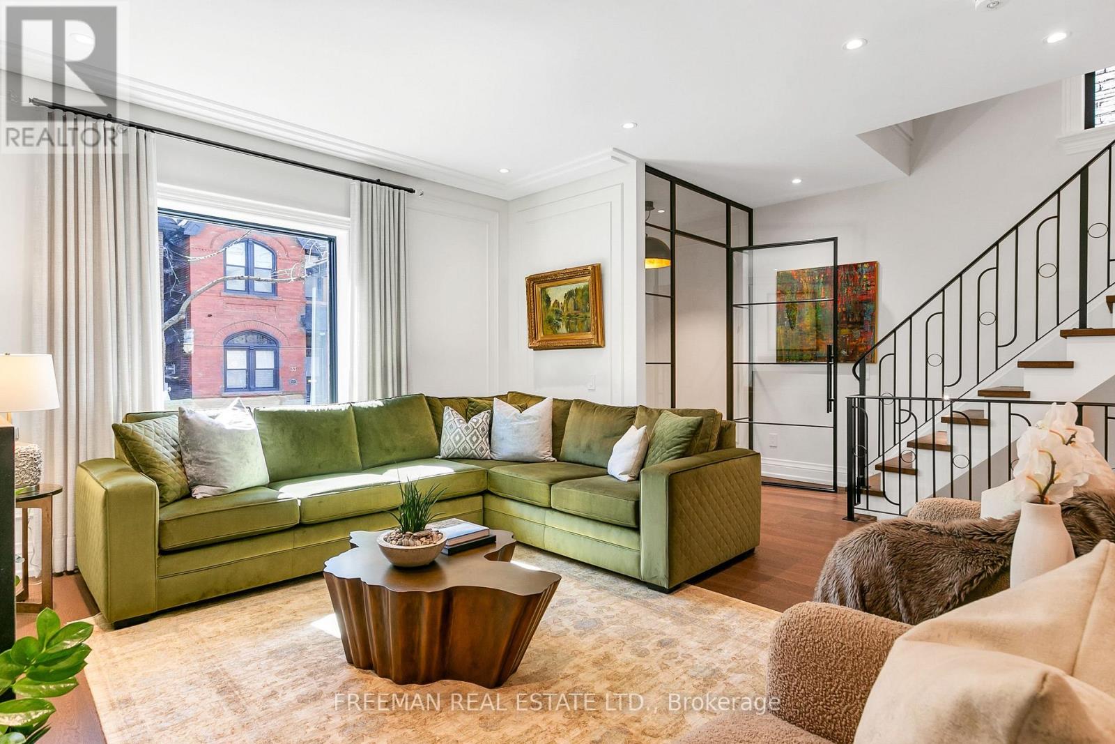 34 Tranby Avenue, Toronto, Ontario  M5R 1N5 - Photo 17 - C12555462