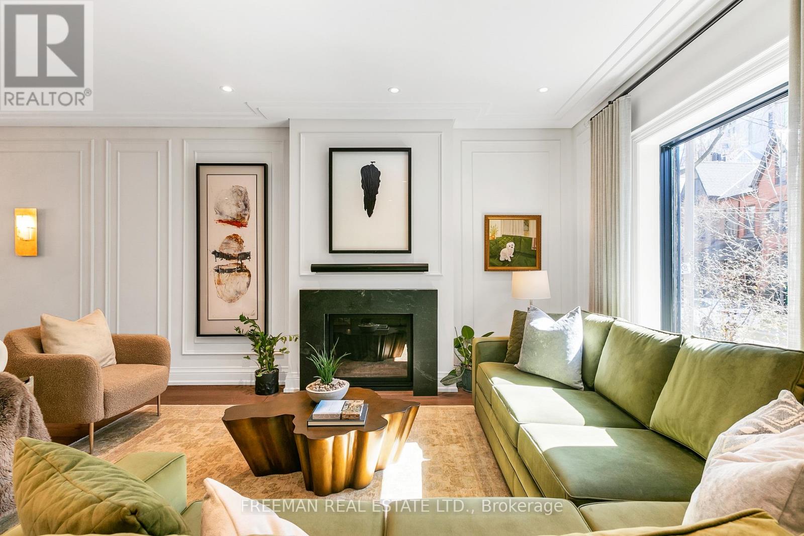 34 Tranby Avenue, Toronto, Ontario  M5R 1N5 - Photo 5 - C12555462