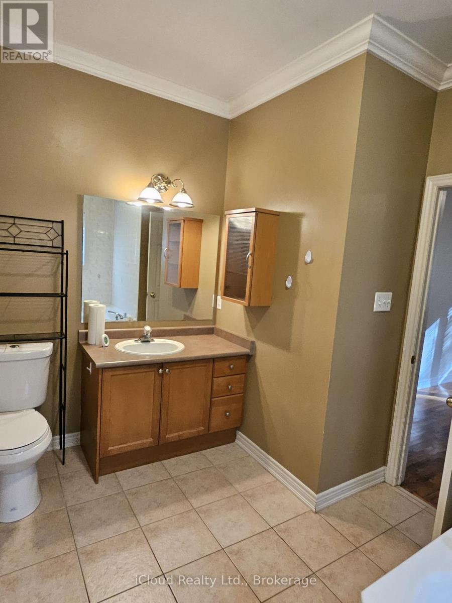 500 Stone Road, Aurora, Ontario  L4G 6Z7 - Photo 10 - N12555210