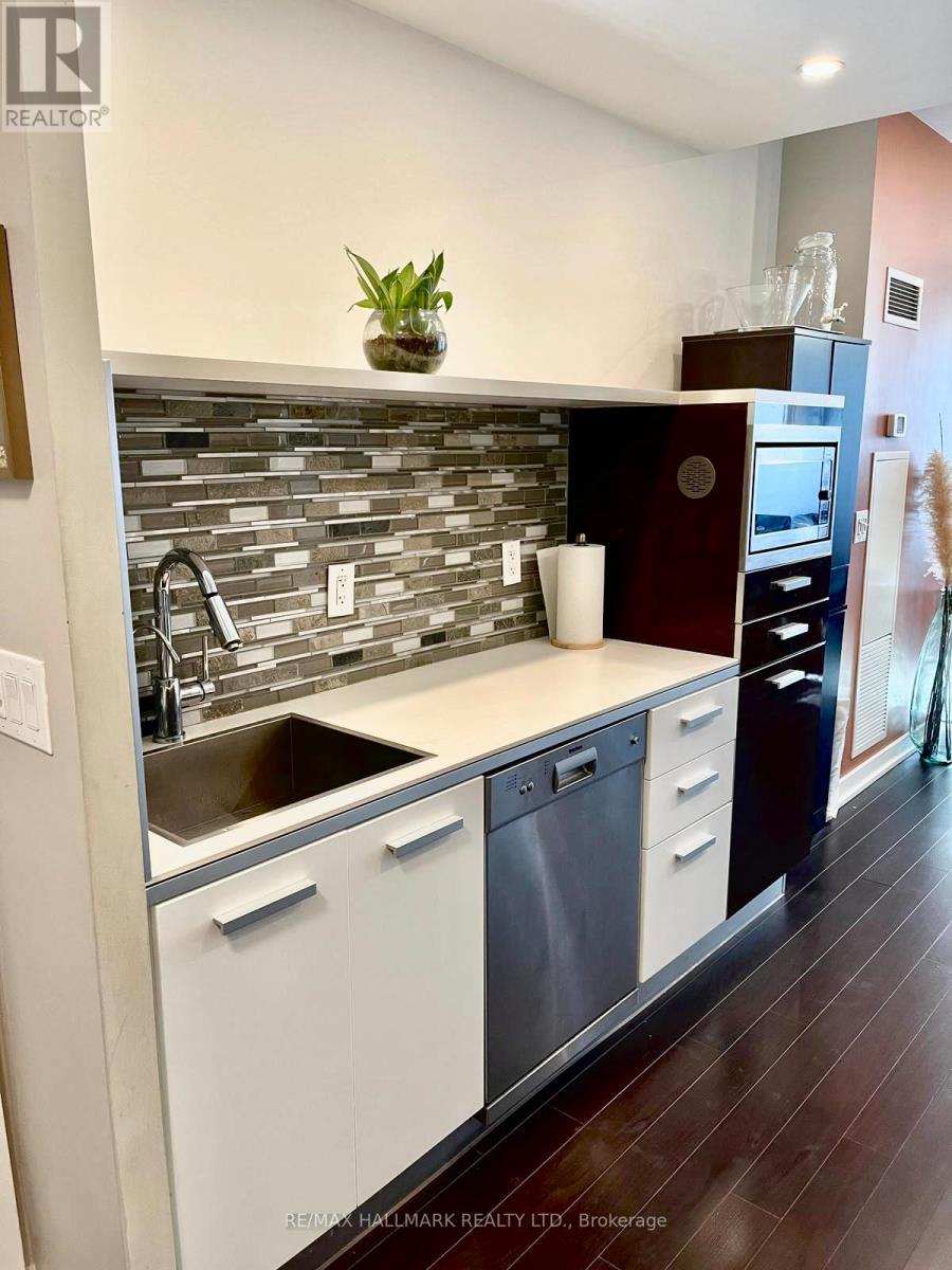 710 - 38 Dan Leckie Way, Toronto, Ontario  M5V 2V6 - Photo 3 - C12555548