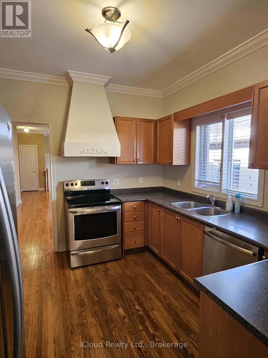 500 Stone Road, Aurora, Ontario  L4G 6Z7 - Photo 9 - N12555210