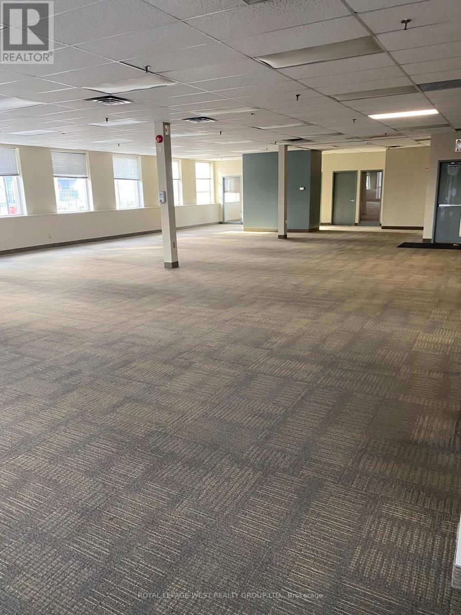 200 - 5230 Dundas Street W, Toronto, Ontario M9B 1A8 - Photo 6 - W12069294