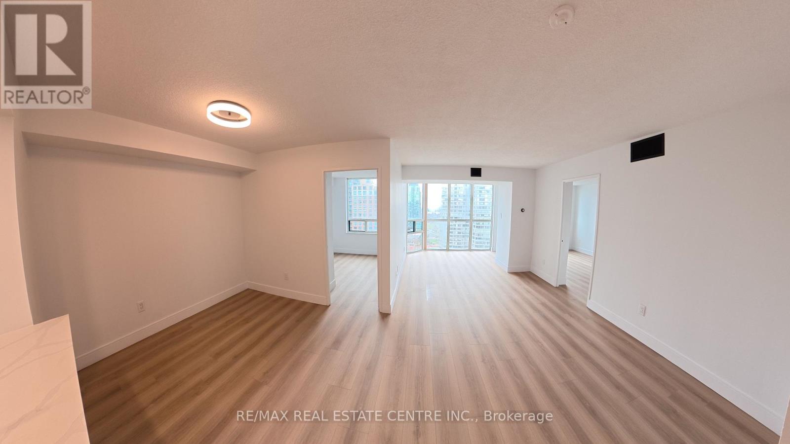 1812 - 265 Enfield Place, Mississauga, Ontario  L5B 3Y6 - Photo 26 - W12553420