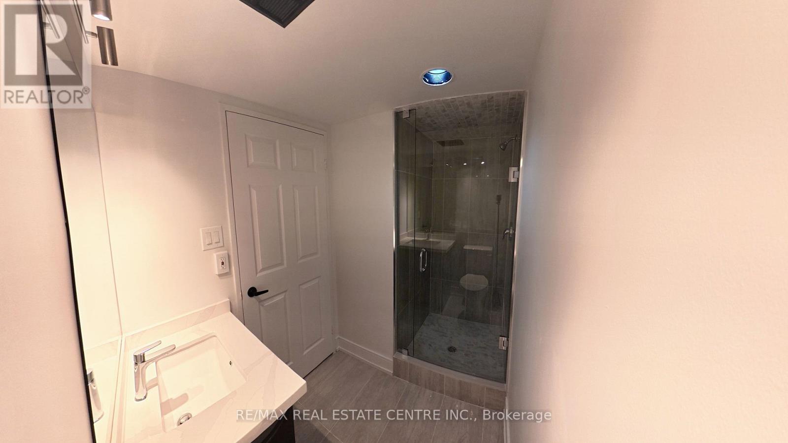 1812 - 265 Enfield Place, Mississauga, Ontario  L5B 3Y6 - Photo 41 - W12553420