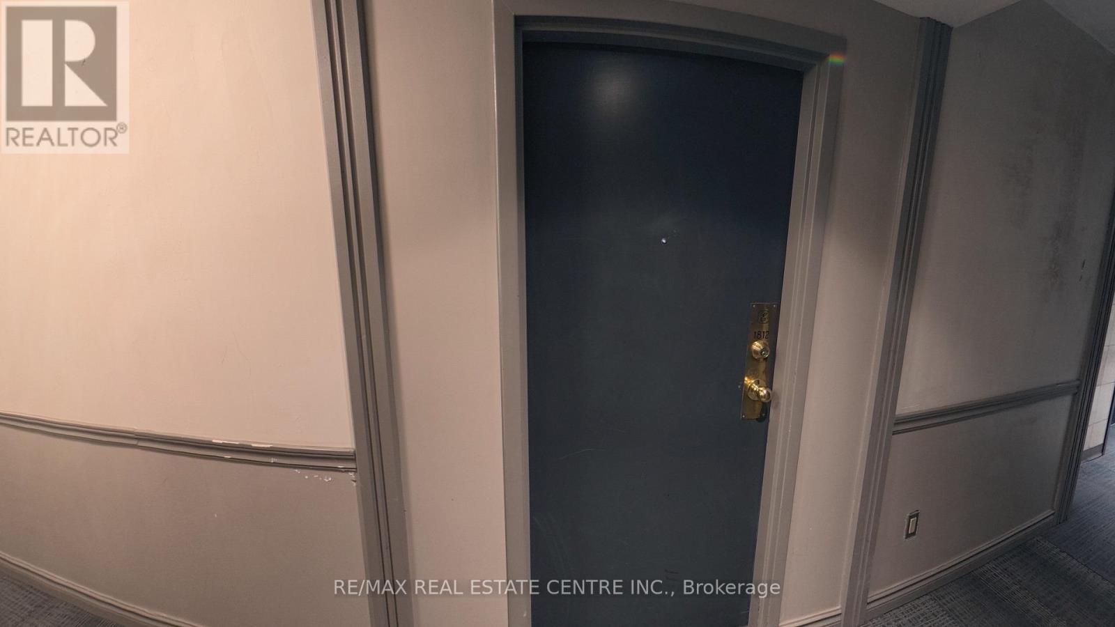 1812 - 265 Enfield Place, Mississauga, Ontario  L5B 3Y6 - Photo 46 - W12553420