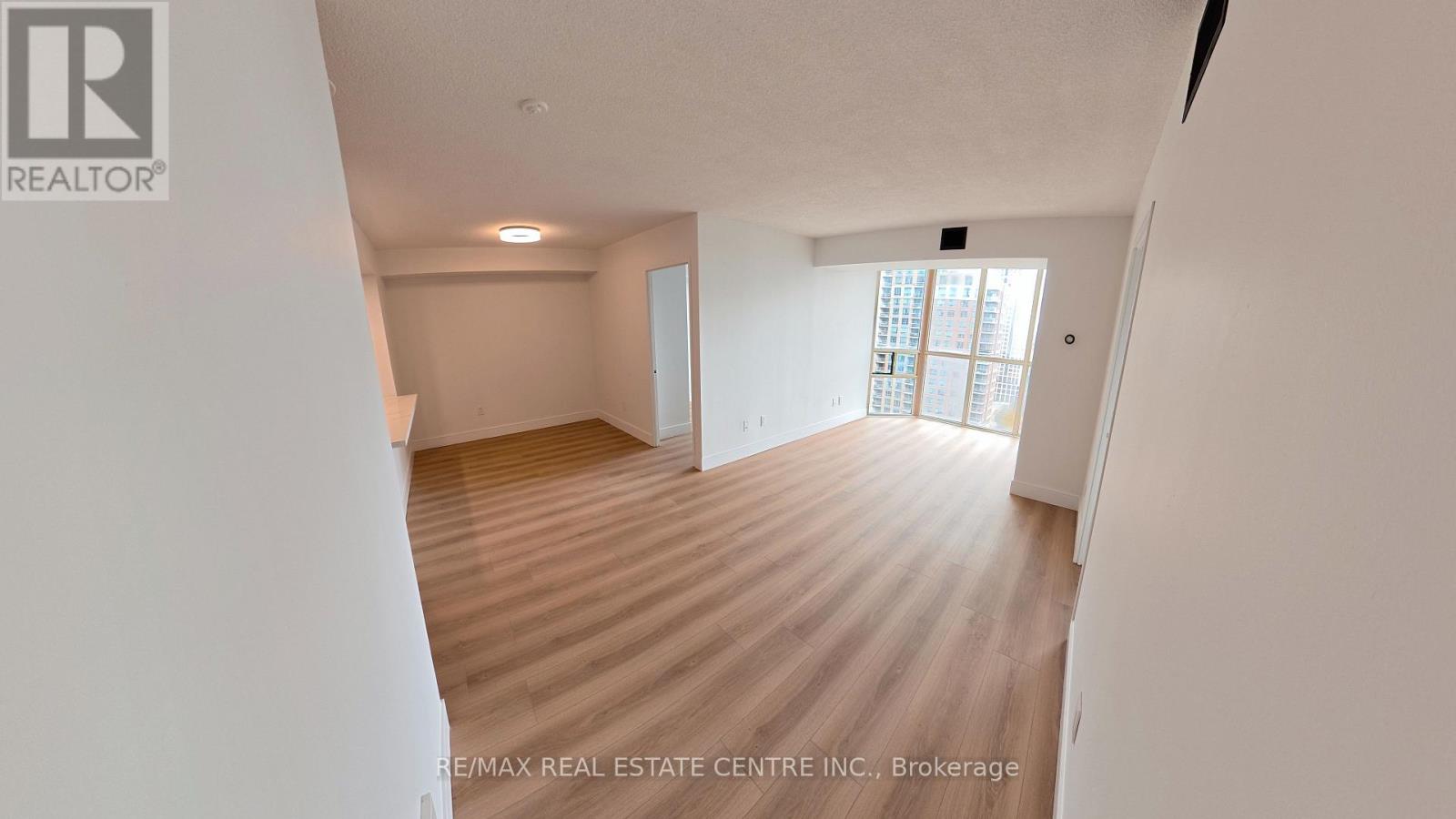 1812 - 265 Enfield Place, Mississauga, Ontario  L5B 3Y6 - Photo 45 - W12553420