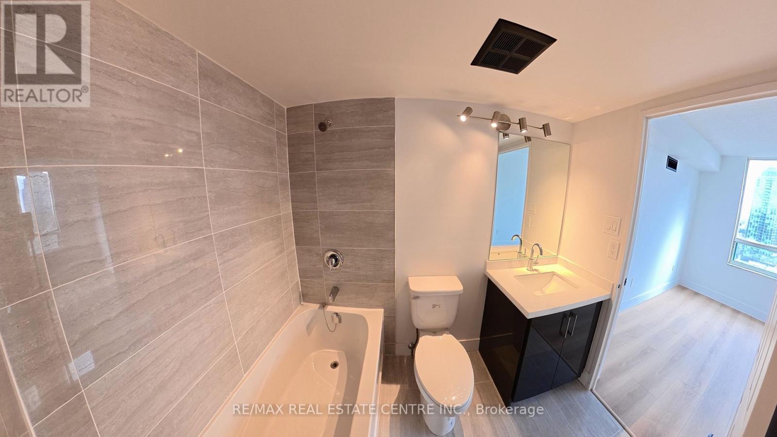 1812 - 265 Enfield Place, Mississauga, Ontario  L5B 3Y6 - Photo 34 - W12553420