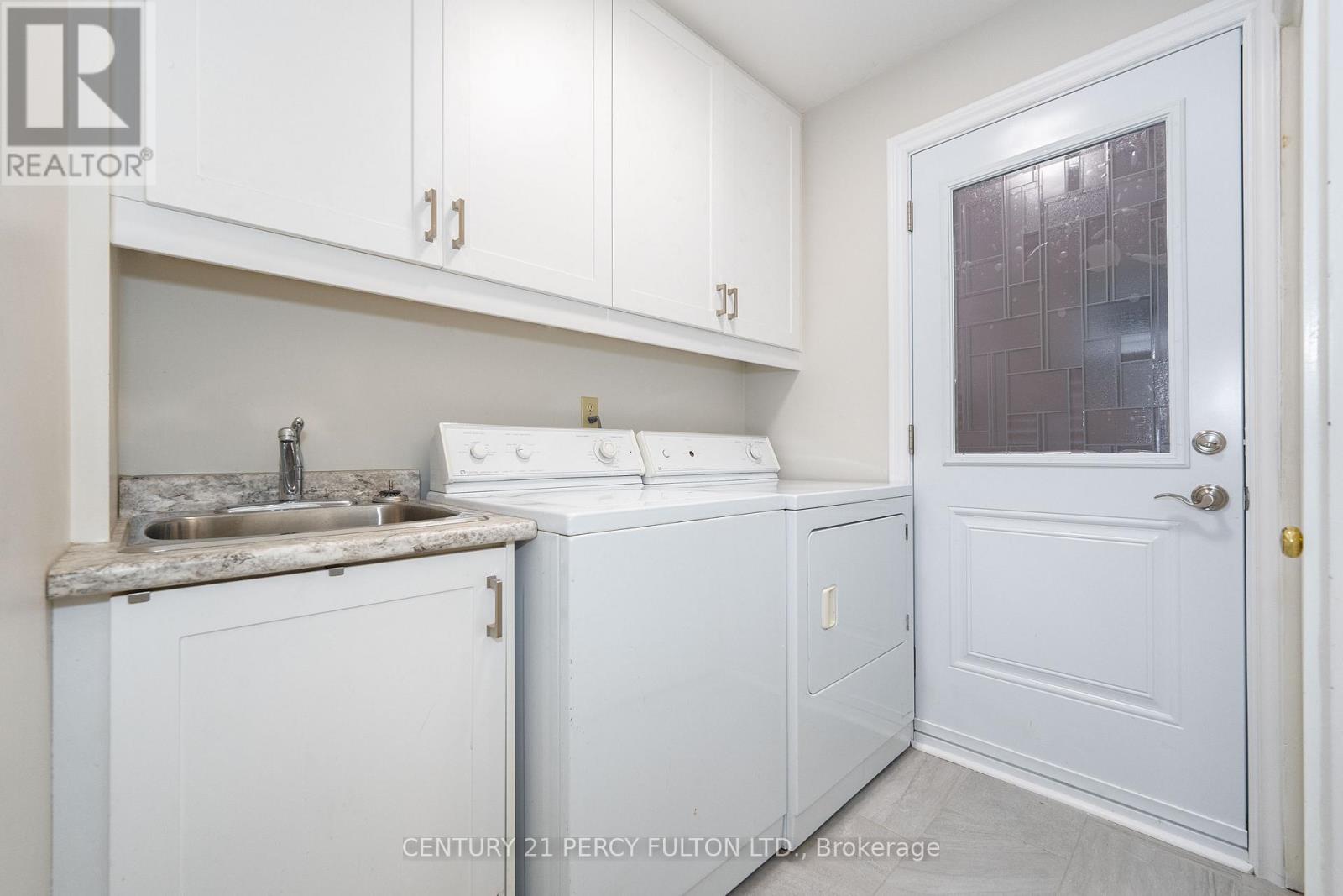 967 Glenanna Road, Pickering, Ontario  L1V 5E3 - Photo 11 - E12555444