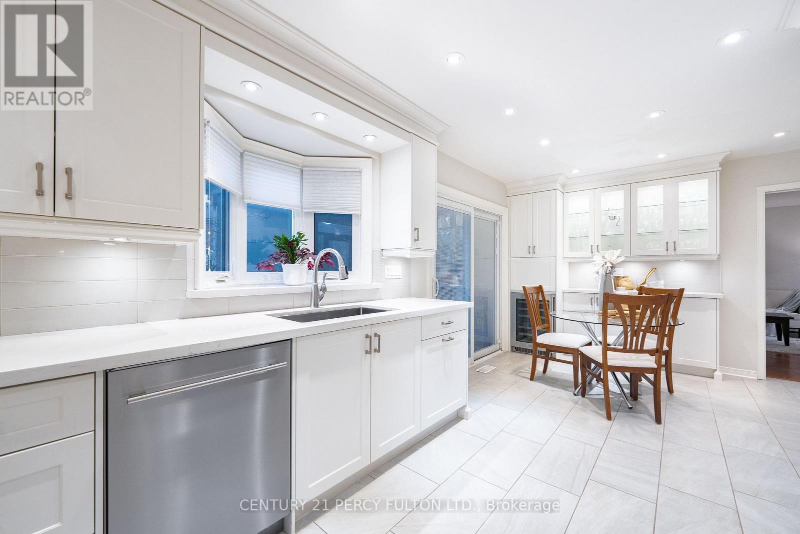 967 Glenanna Road, Pickering, Ontario  L1V 5E3 - Photo 8 - E12555444