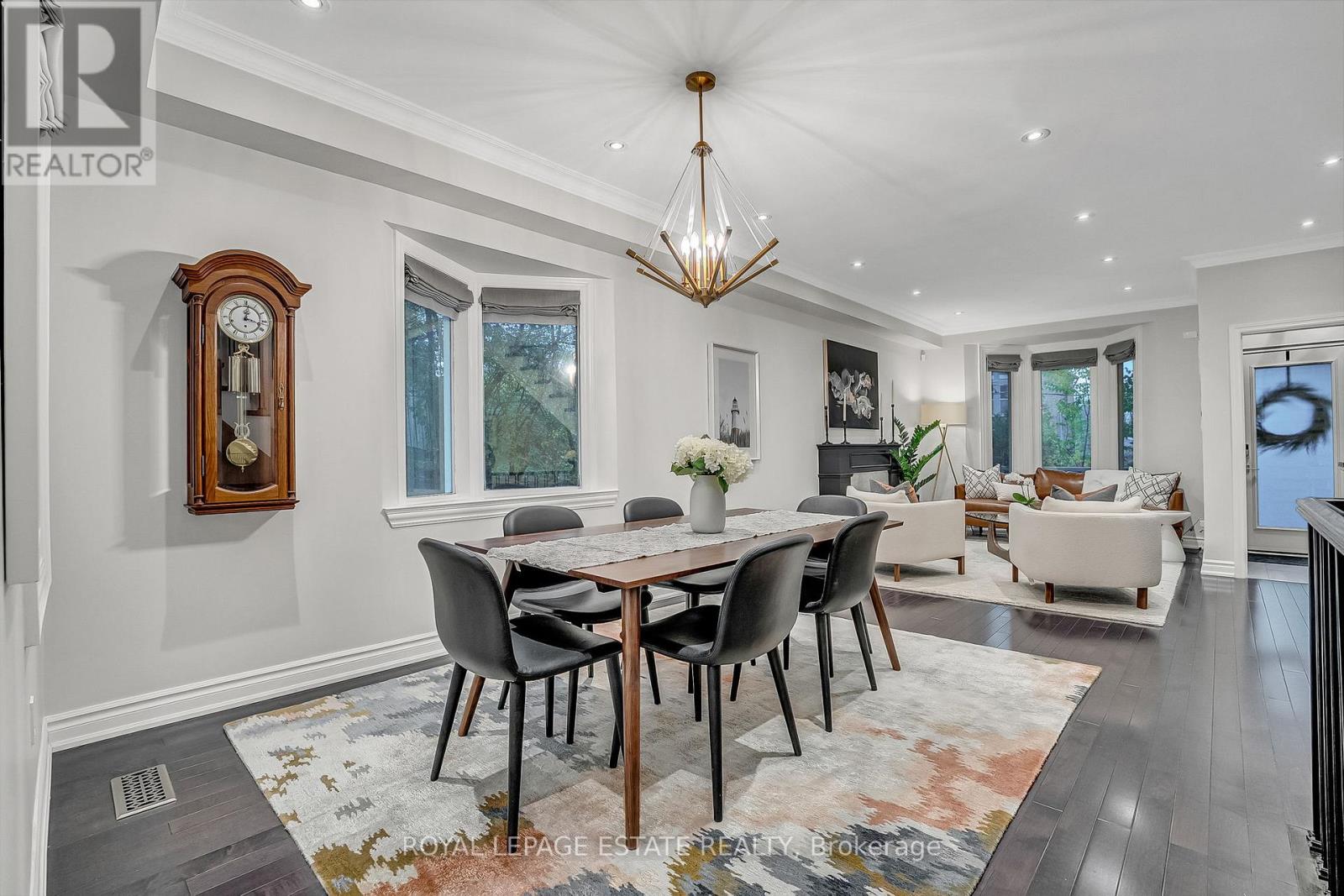 180 Withrow Avenue, Toronto, Ontario  M4K 1E1 - Photo 12 - E12555484