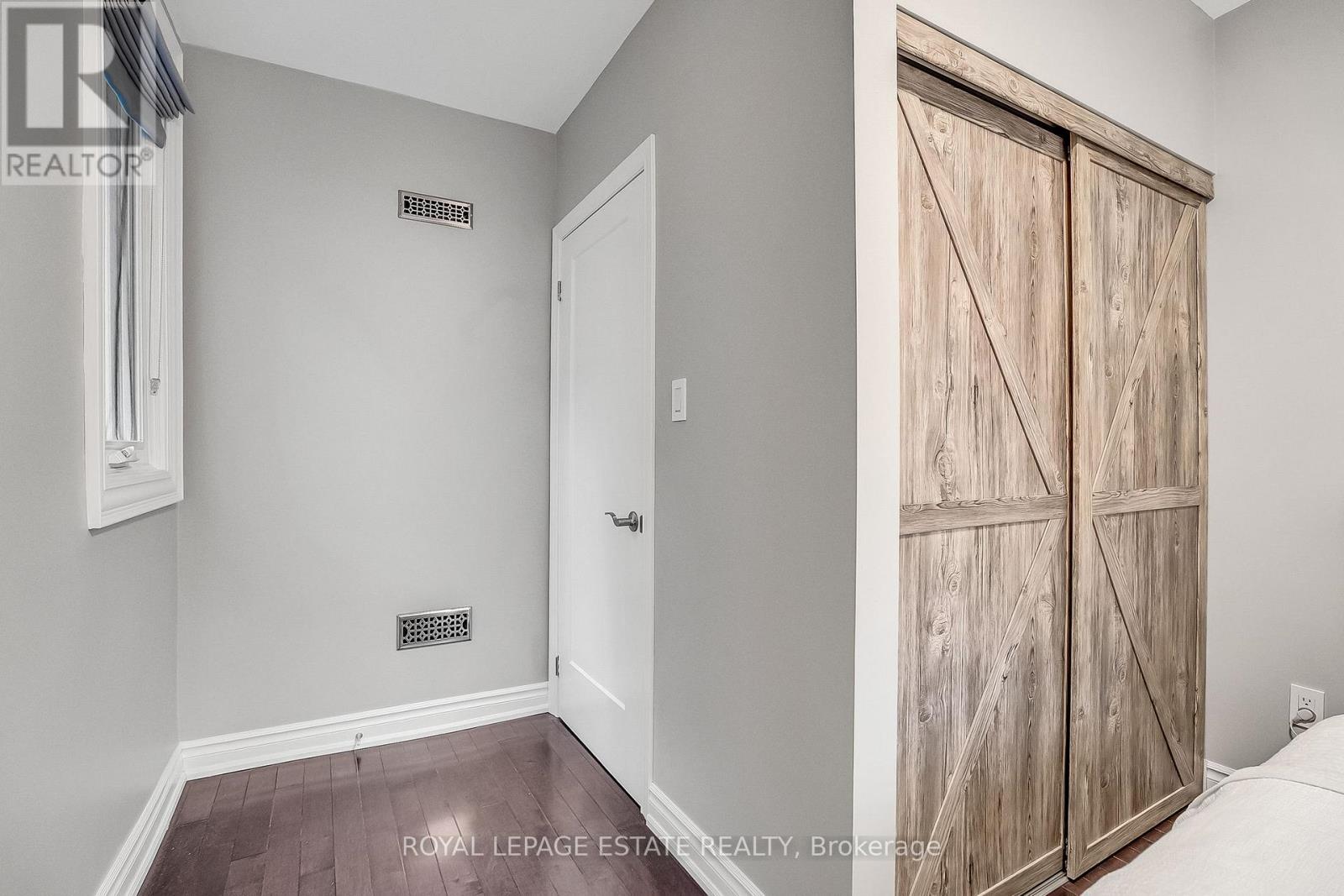 180 Withrow Avenue, Toronto, Ontario  M4K 1E1 - Photo 30 - E12555484